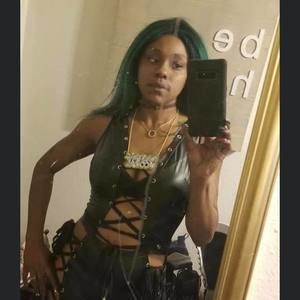 Meet your Posher, Coral t